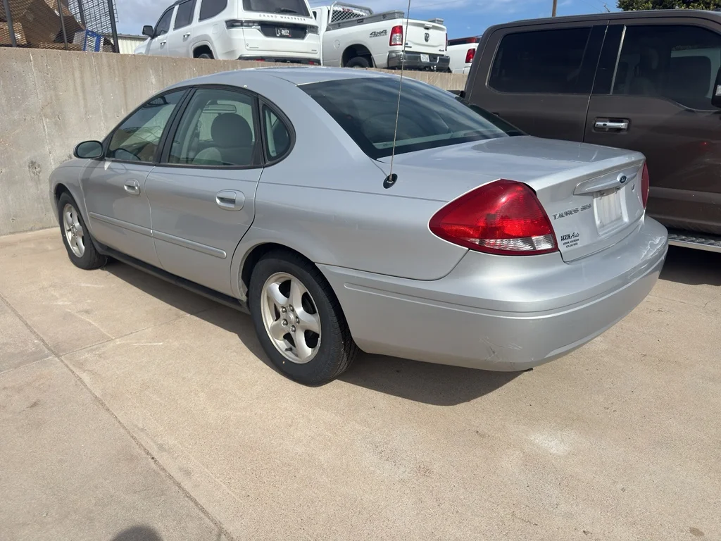Used 2004 SILVER Ford SES image 4