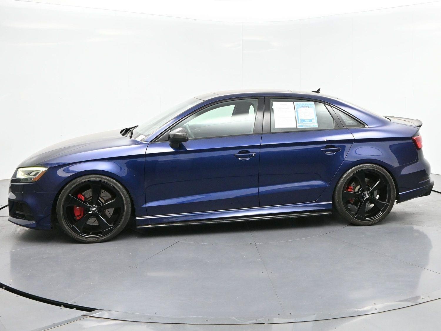Used 2019 Navarra Blue Metallic Audi Premium Plus image 4