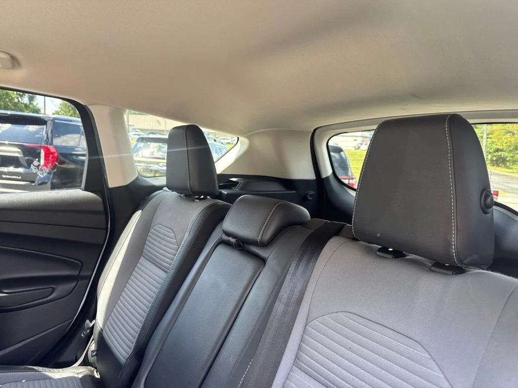 Certified Used 2019 White Ford SE image 23