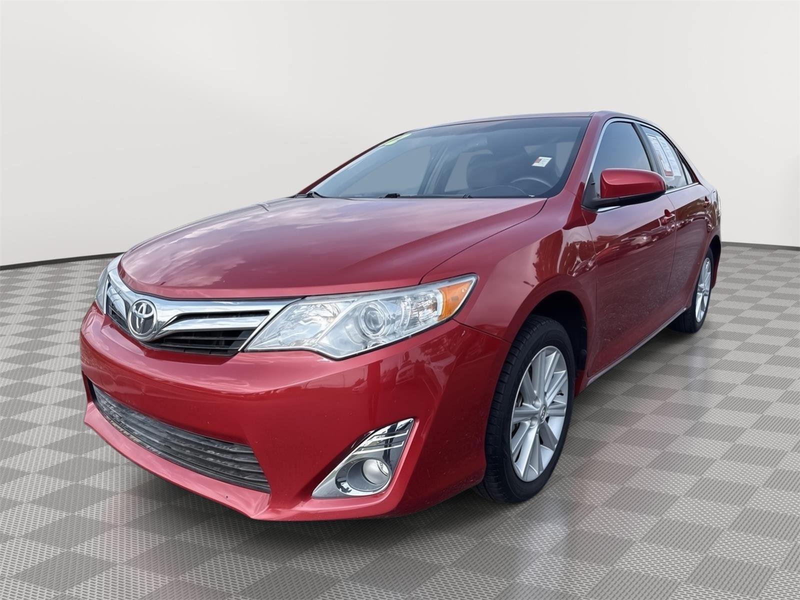 Used 2012 Barcelona Red Metallic Toyota XLE image 2