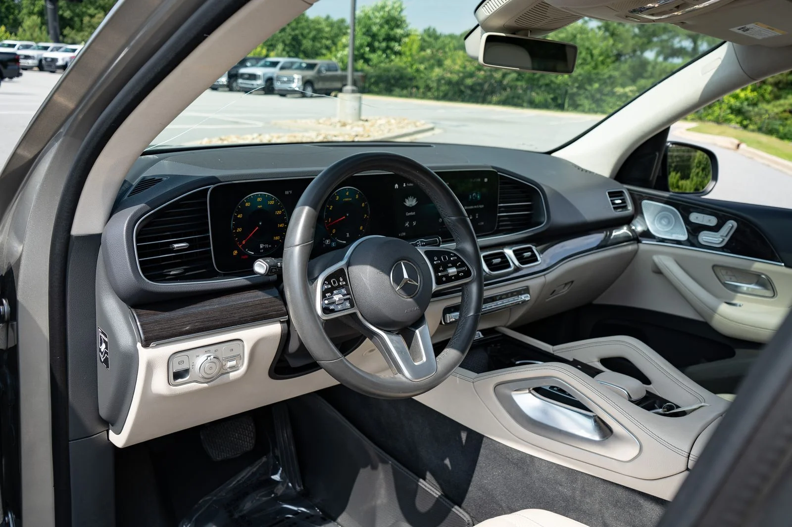 Used 2020 Silver Mercedes-Benz GLE 350 image 13