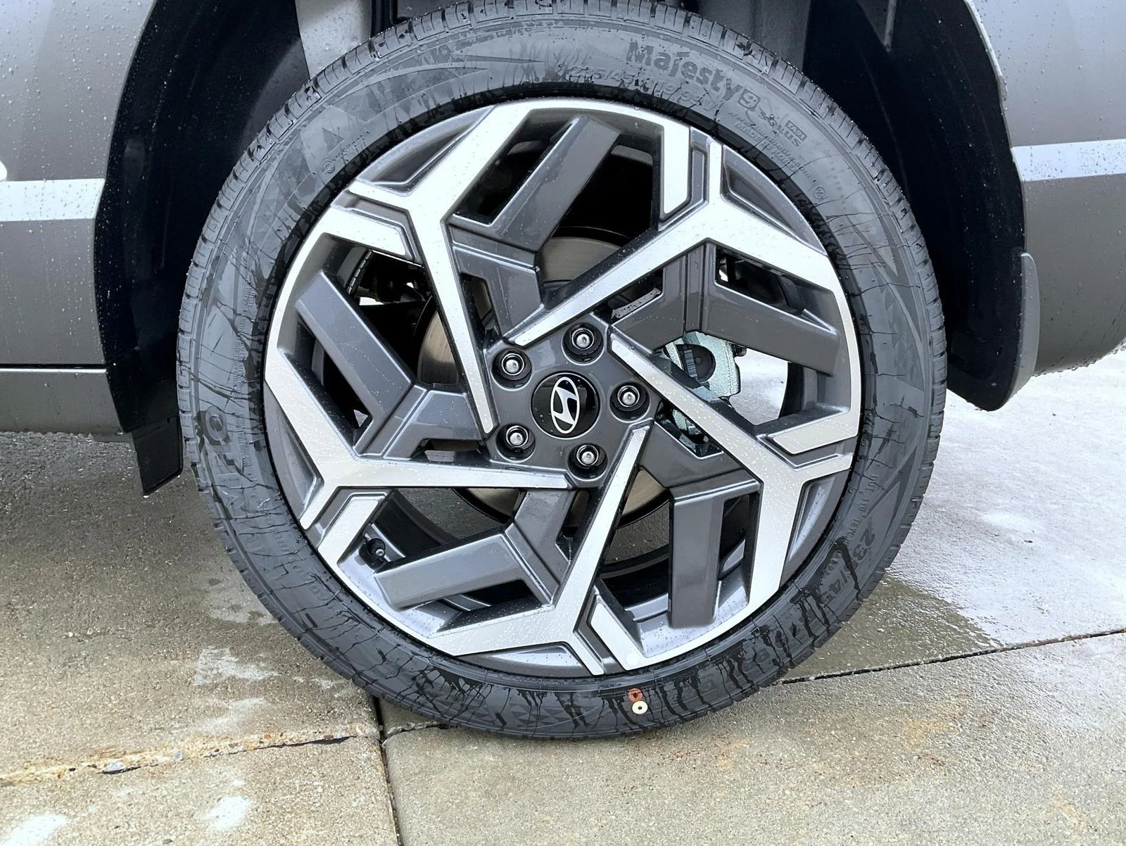 New 2026 Gray Hyundai SEL Premium image 22