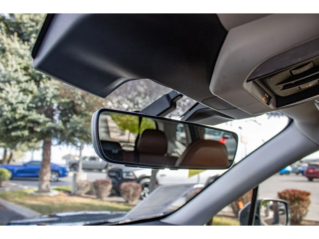Used 2022 Magnetite Gray Metallic Subaru Touring image 40