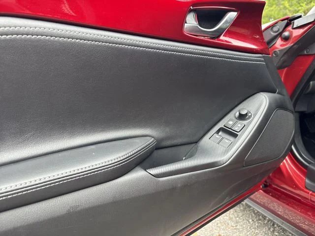 Used 2025 Red Mazda Grand Touring image 13