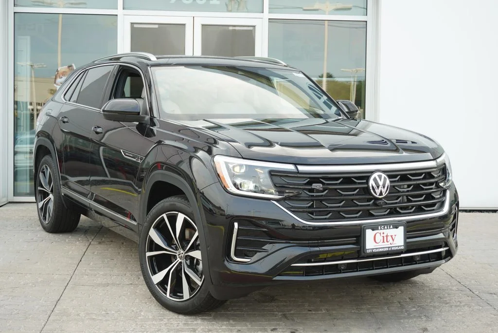 New 2026 Black Volkswagen 2.0T SEL Premium R-Line image 5