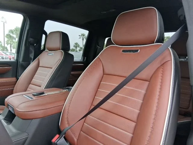 2026 GMC Sierra 2500HD Denali Ultimate - Photo 13