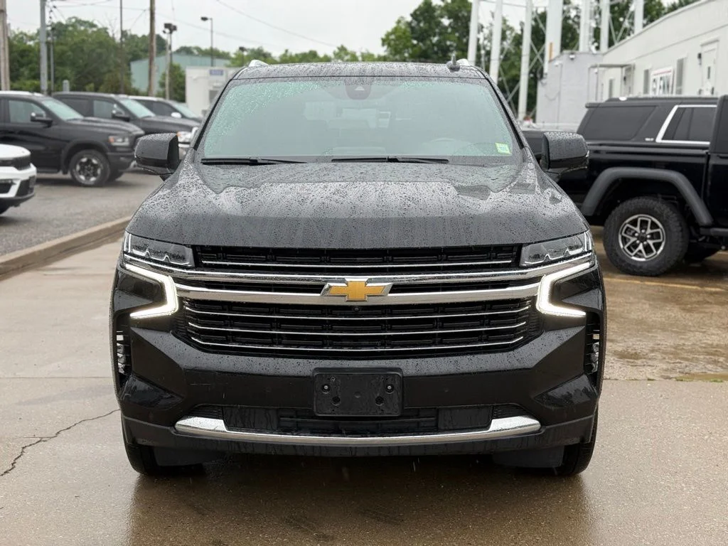 Used 2022 Black Chevrolet LT image 3