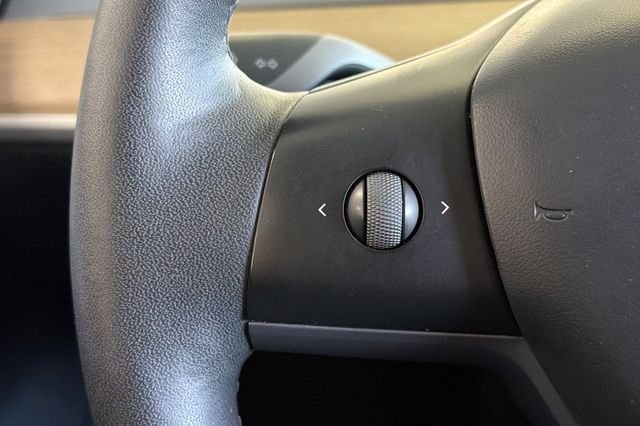 Used 2023 Gray Tesla Base image 30