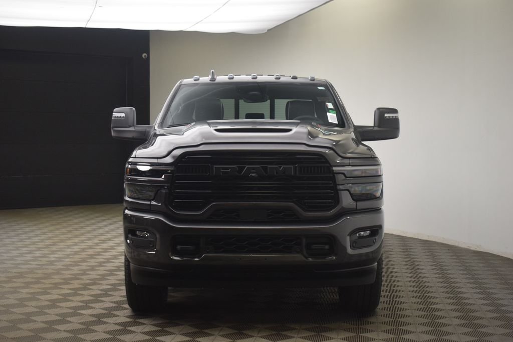 New 2026 Granite Crystal Metallic Clear-Coat Exterior Paint RAM Laramie image 2