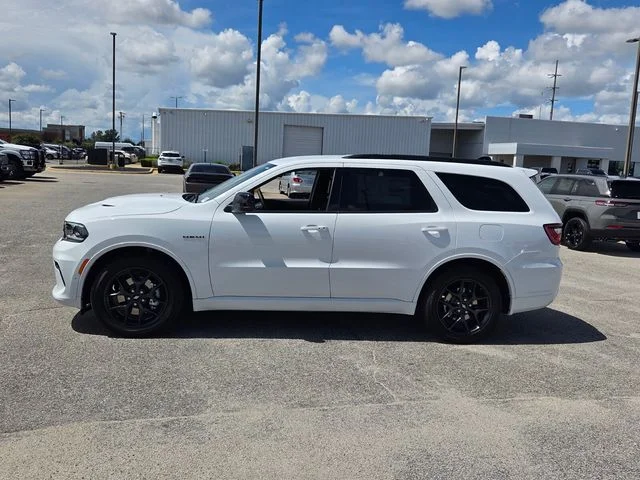 New 2027 White Knuckle Clear-Coat Exterior Paint Dodge GT HEMI image 4
