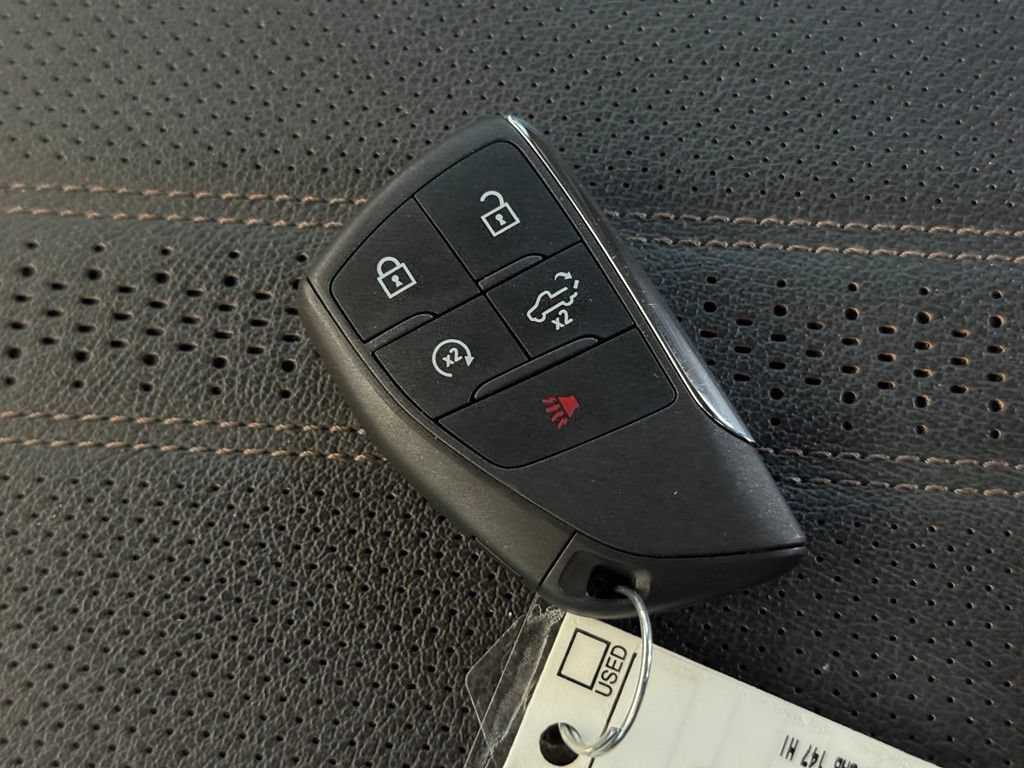 Used 2025 Black Chevrolet High Country image 40