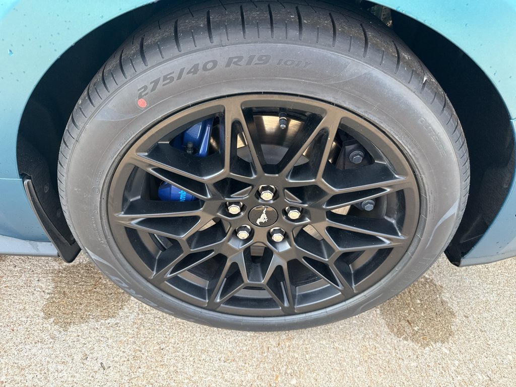 New 2026 Adriatic Blue Metallic Ford GT Premium Convertible image 10