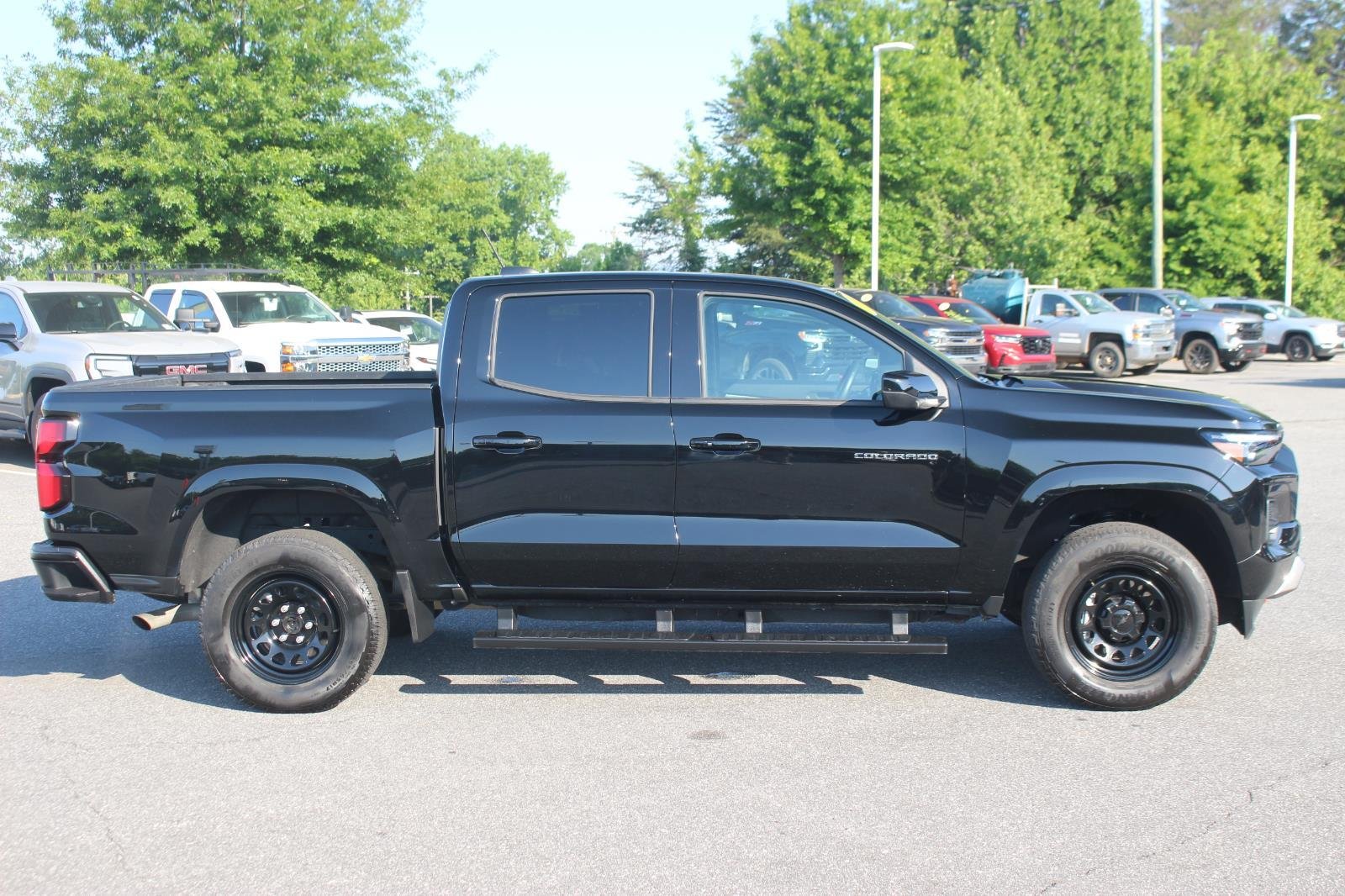 Used 2024 Black Chevrolet Z71 image 8