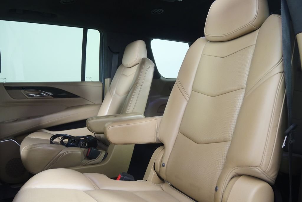 Used 2020 Crystal White Cadillac Platinum Edition image 14