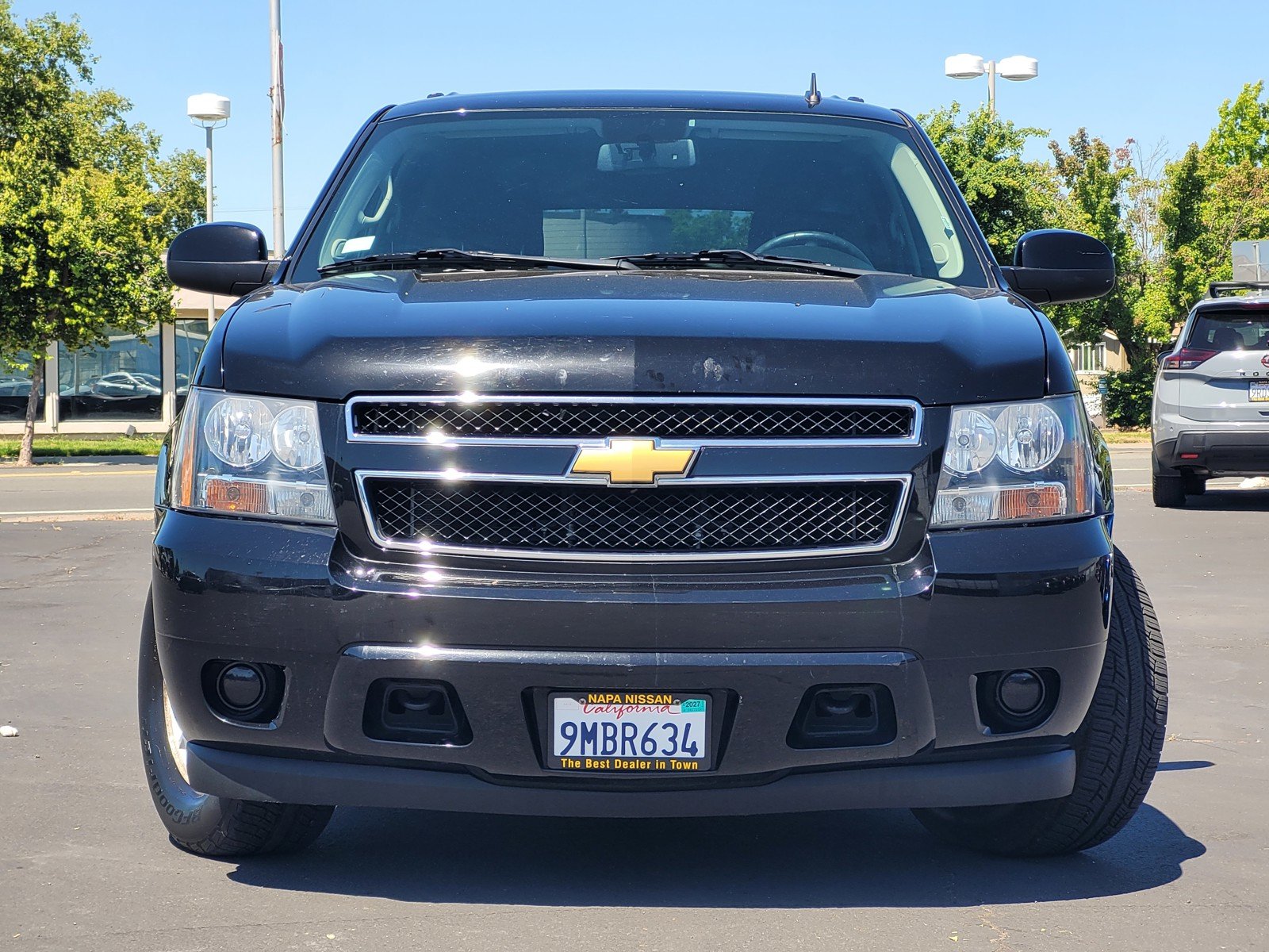 Used 2014 Chevrolet Suburban LS with VIN 1GNSKHE7XER131566 for sale in Napa, CA