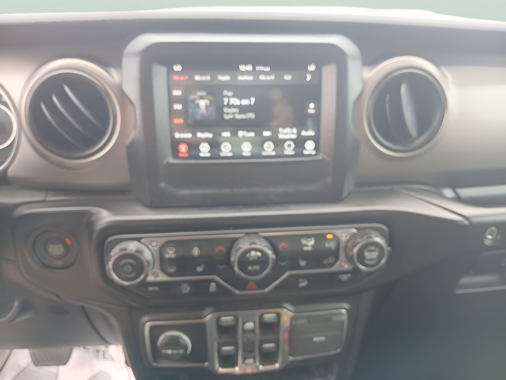 Used 2018 Yellow Jeep Unlimited Sport S image 20