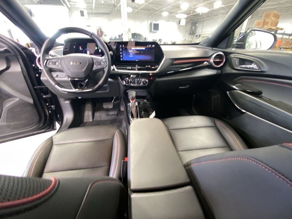 Used 2024 Black Metallic Chevrolet 2RS image 21