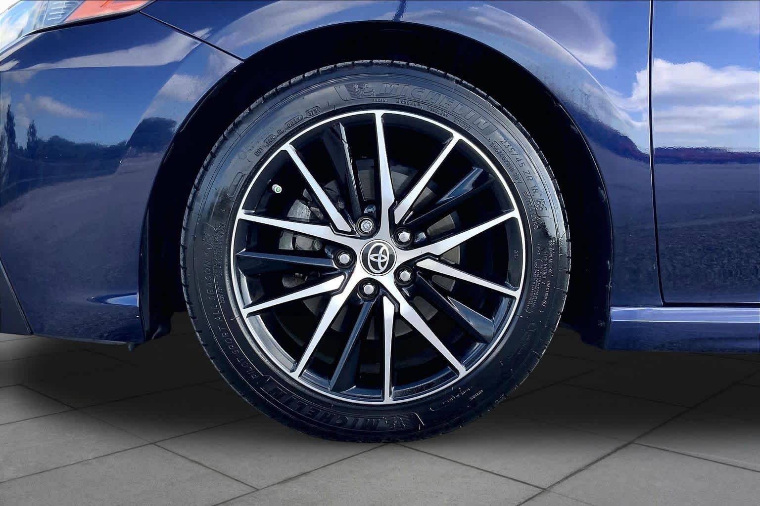 Used 2022 Blueprint Toyota SE image 11