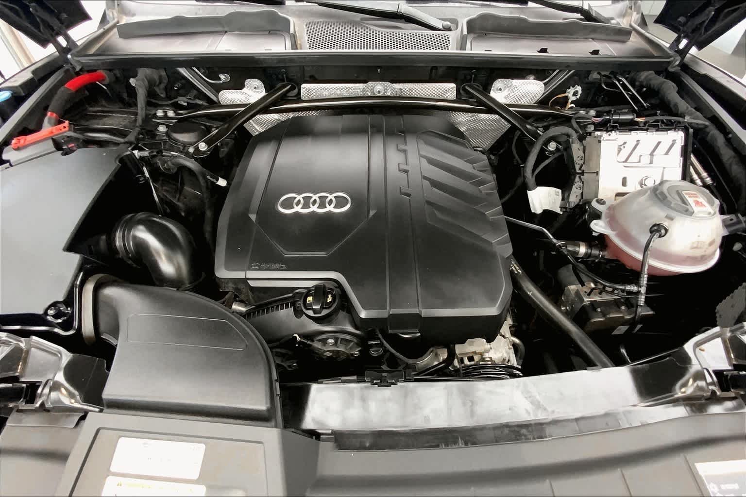 Used 2021 Mythos Black Metallic Audi Premium Plus image 30
