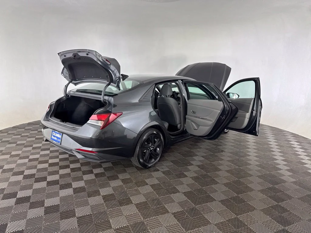 Used 2022 Gray Hyundai SEL image 15