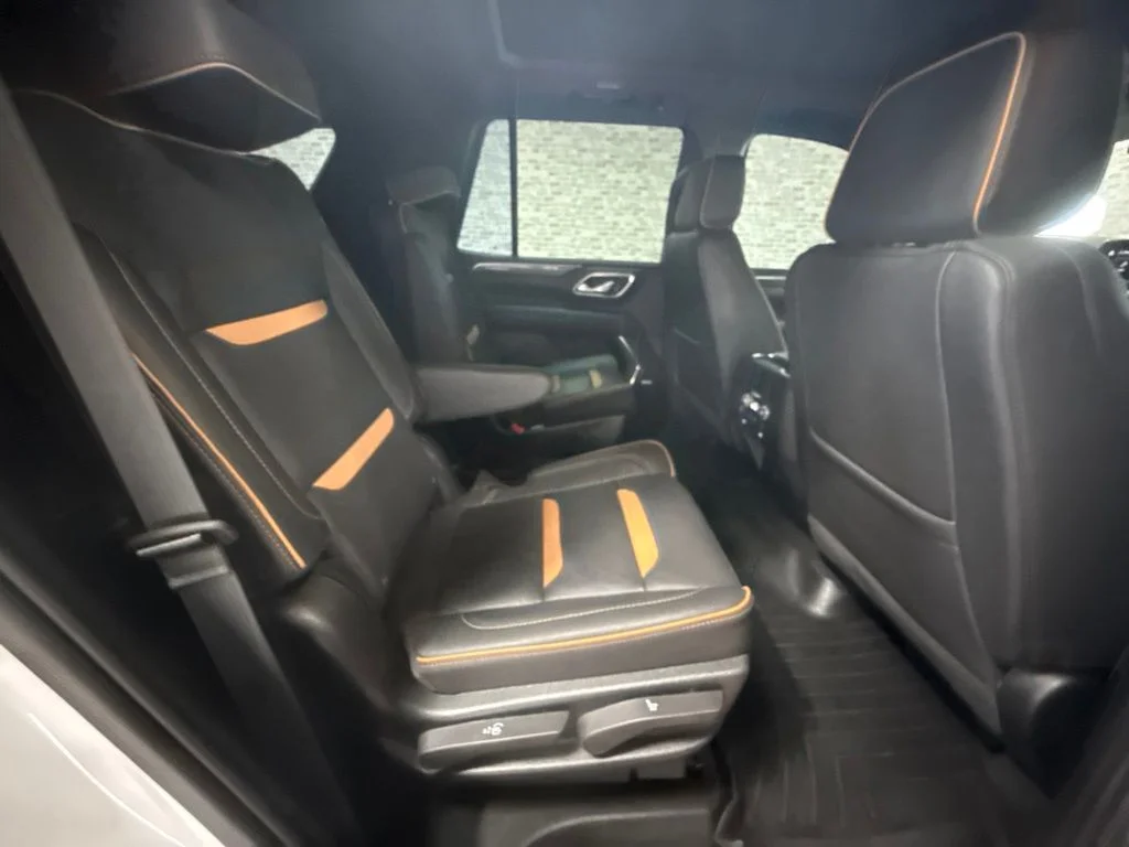 Used 2023 White GMC AT4 image 12