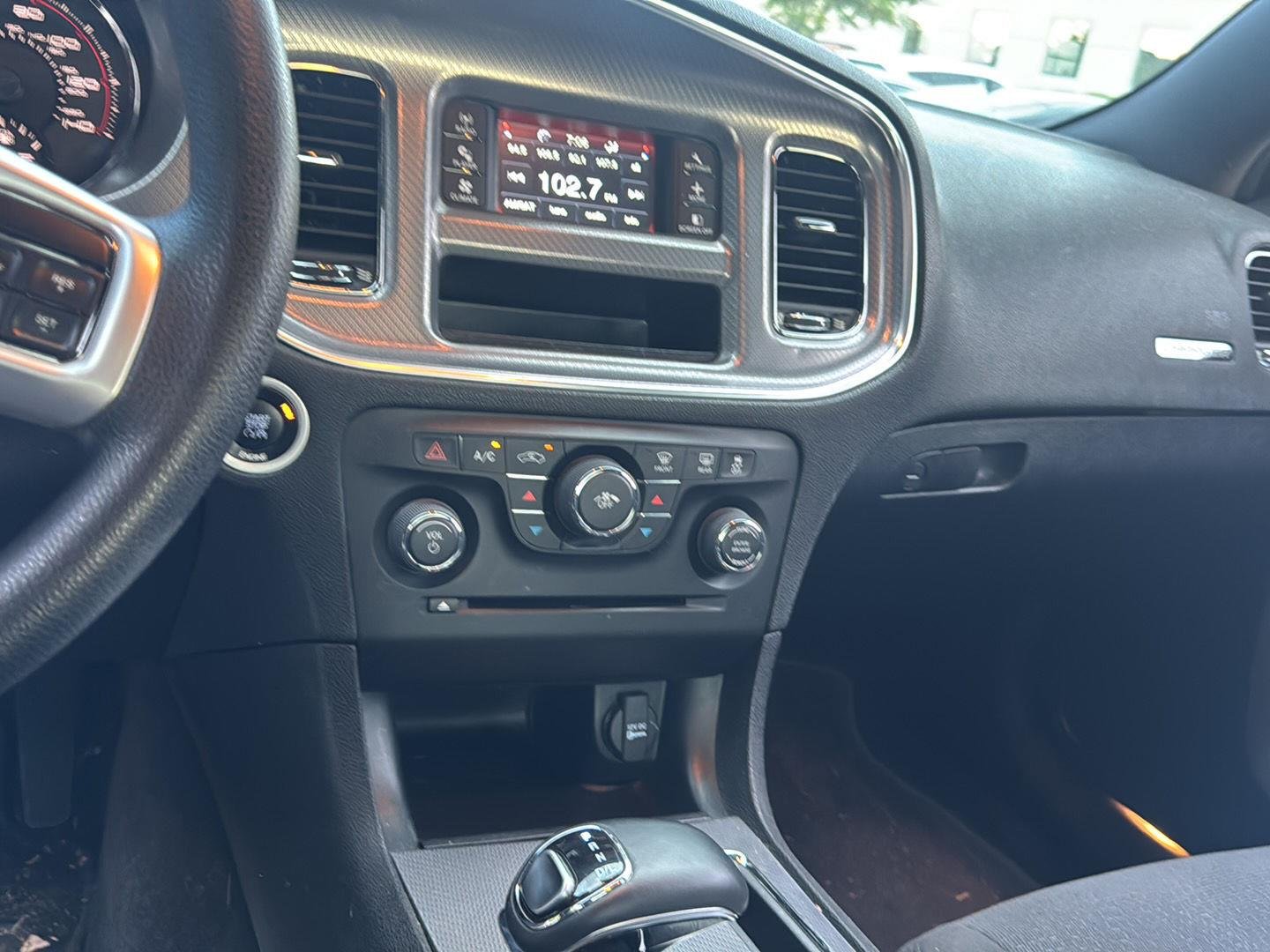 Used 2014 Jazz Blue Pearlcoat Dodge SE image 24
