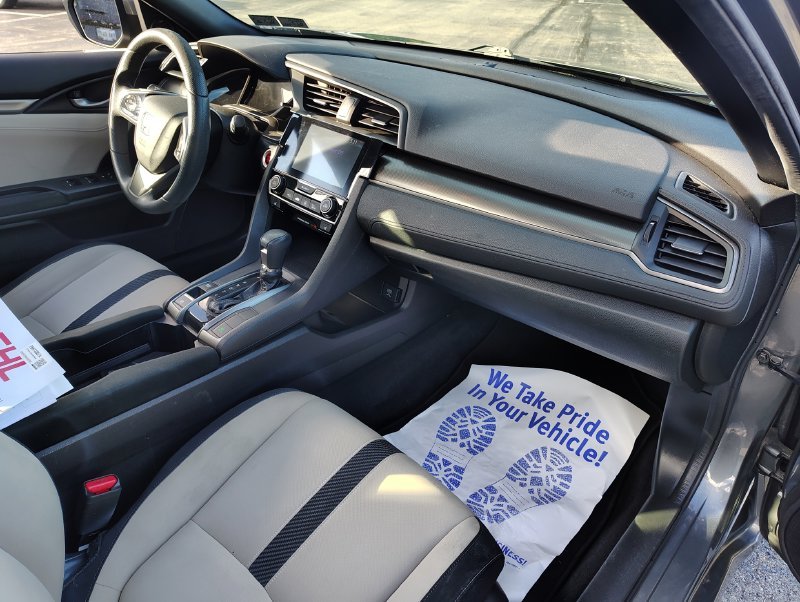 Used 2018  Honda EX image 20