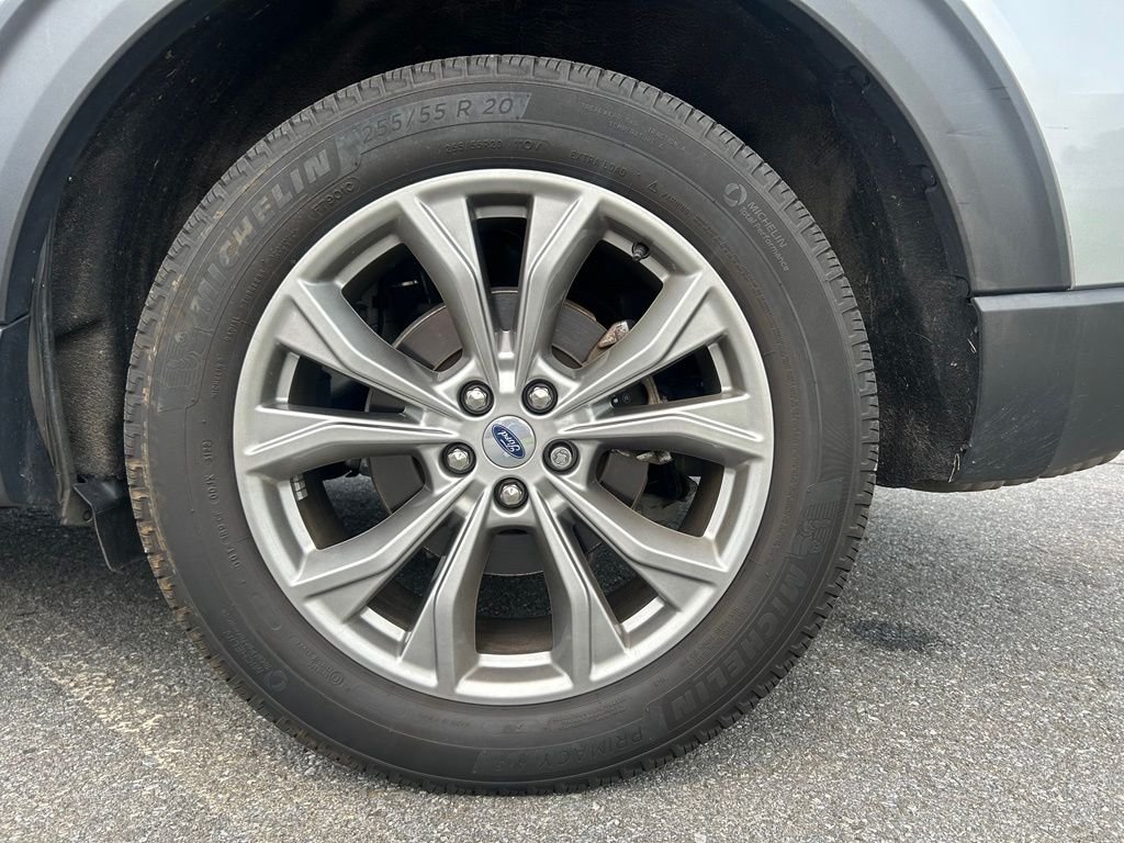 Used 2022 Silver Metallic Ford XLT image 9