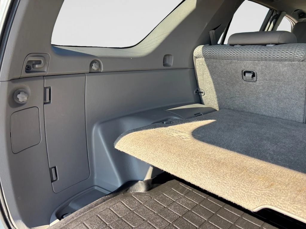 Used 2008 Silver Toyota SR5 image 42