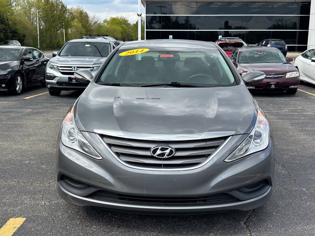 Used 2014 Hyundai Sonata GLS with VIN 5NPEB4AC0EH930023 for sale in Highland Park, IL