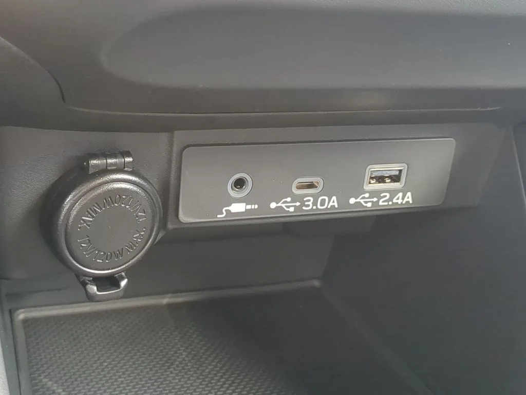 New 2026 CERAMIC WHITE Subaru Premium image 22