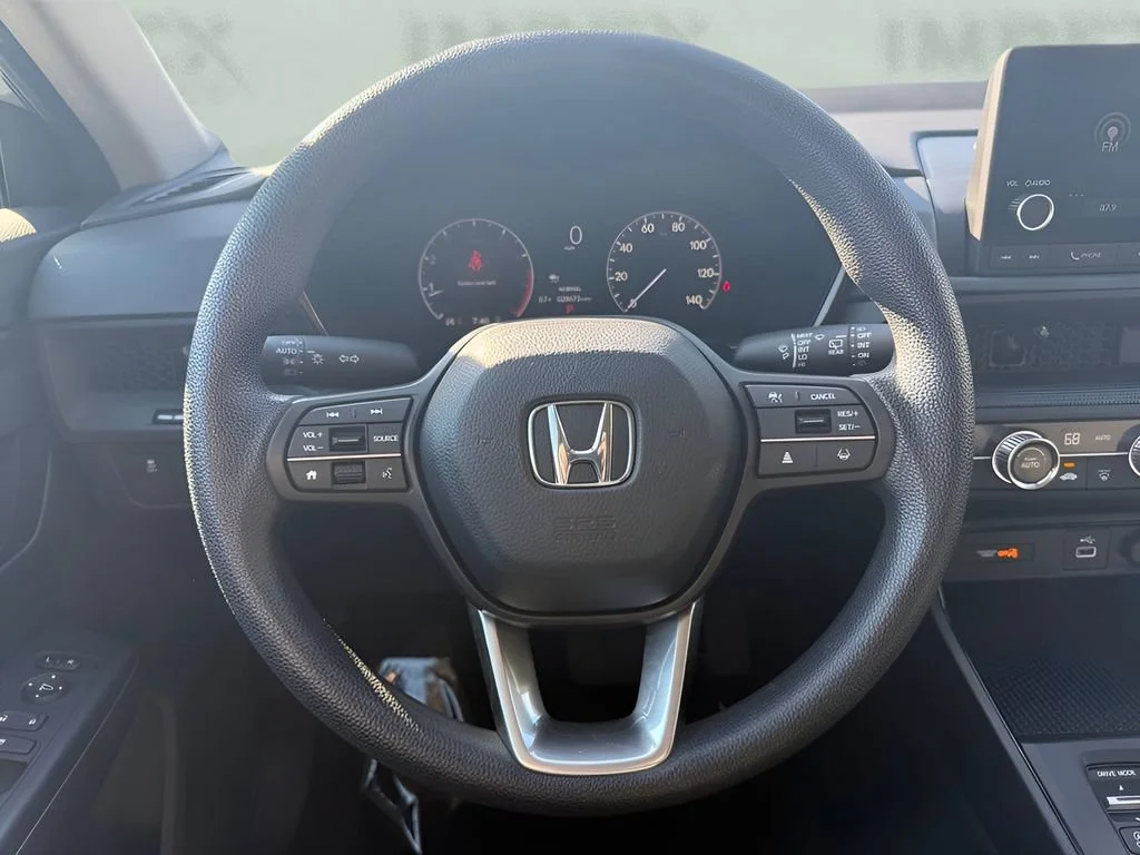Used 2025 Silver Honda LX image 13