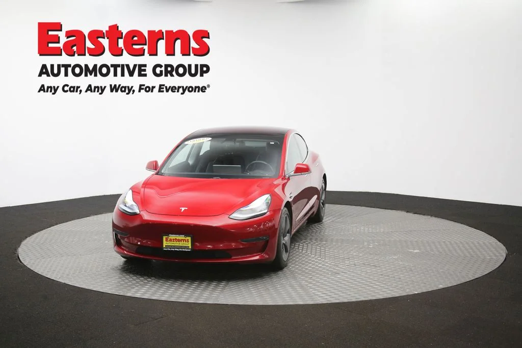 Used 2018 Red Tesla Long Range image 48
