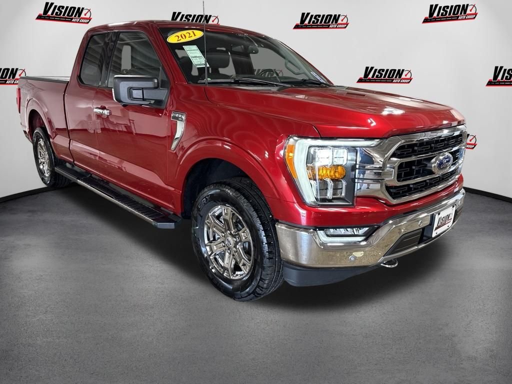 Used 2021 Red Ford XLT image 3
