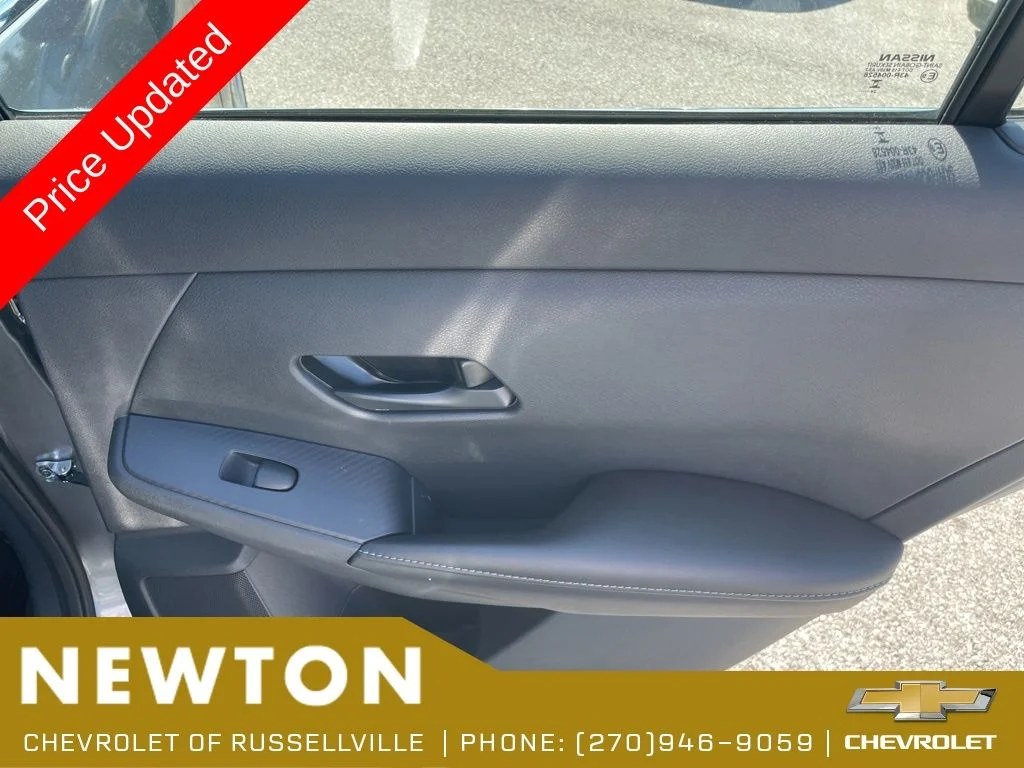 Certified Used 2025 Gun Metallic Nissan S image 30