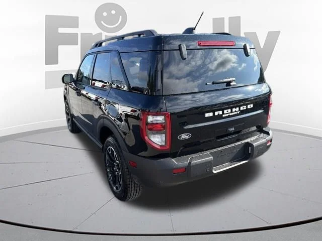 New 2026 Shadow Black Ford Outer Banks® image 5