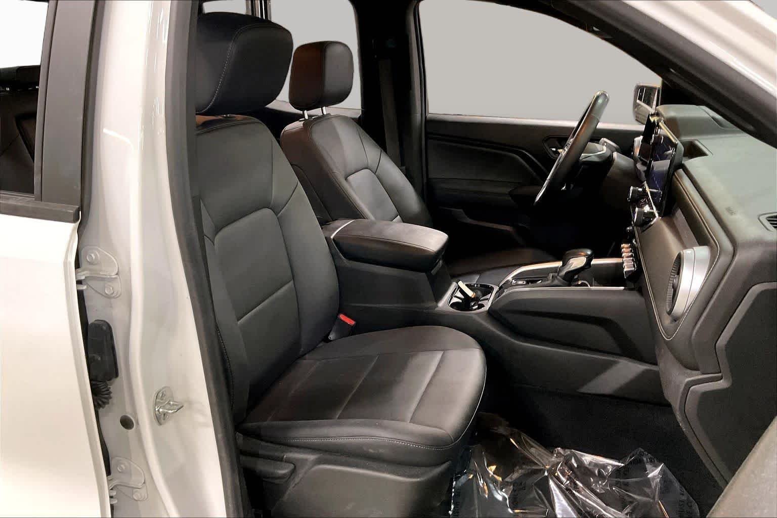 2024 Chevrolet Colorado LT - Photo 8