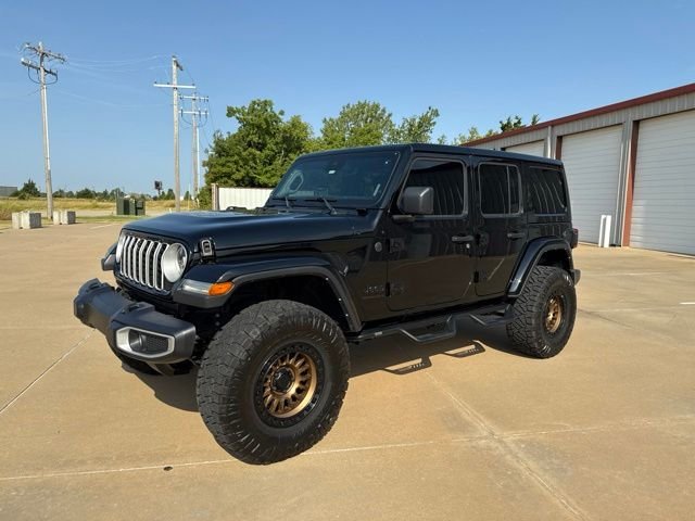 Used 2025 Black Clearcoat Jeep Sahara image 1