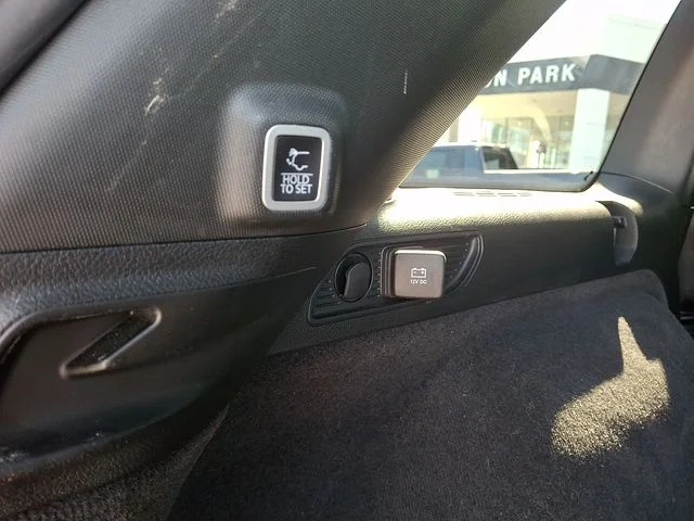 Used 2023 Diamond Black Jeep Summit image 30