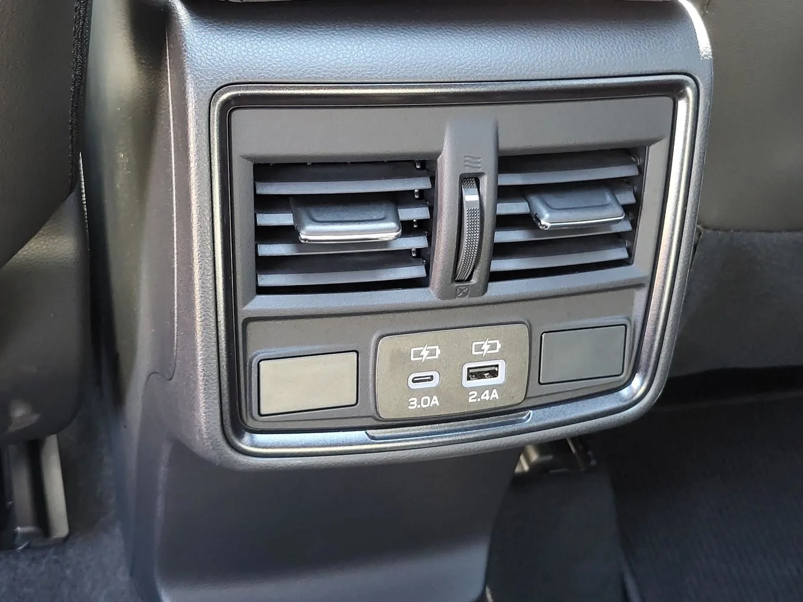 2025 Subaru Forester Limited - Photo 16