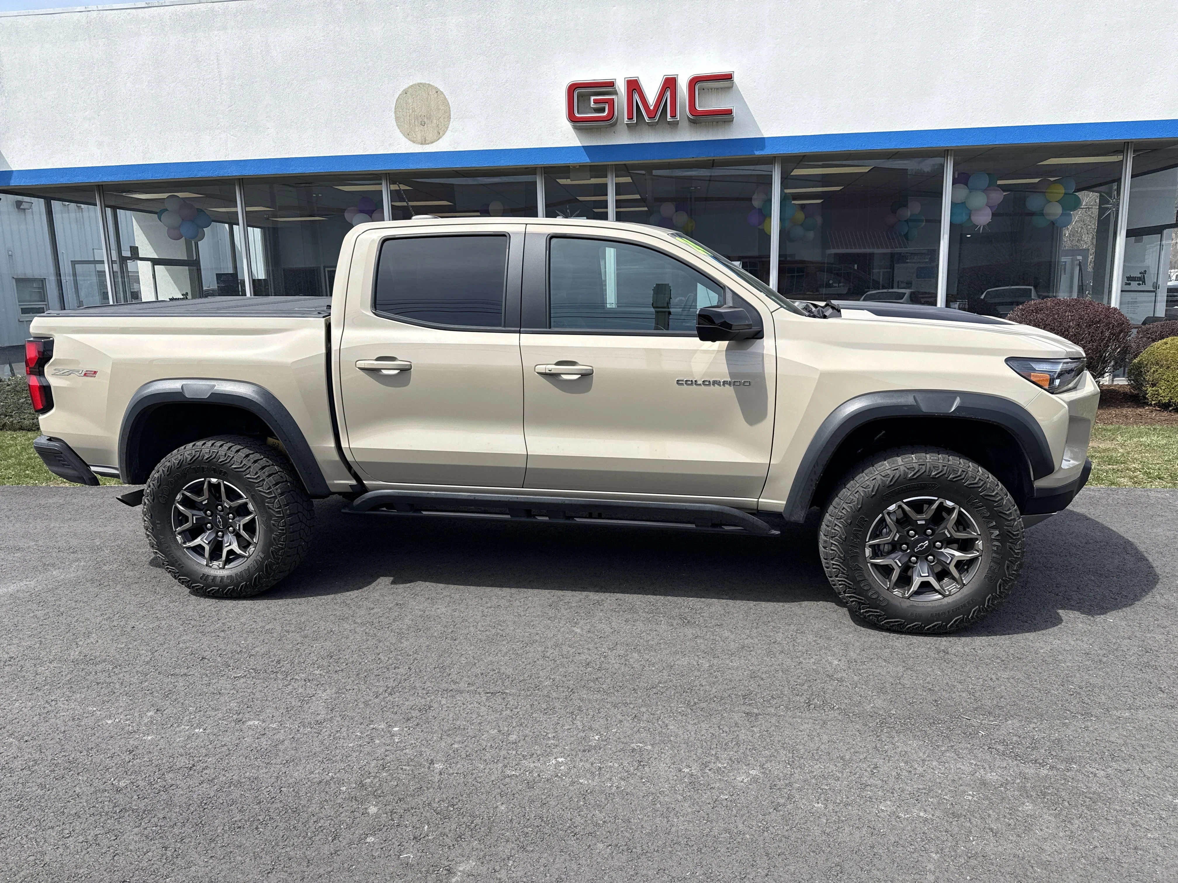 Used 2024 Sand Dune Metallic Chevrolet 4WD ZR2 image 2