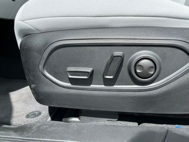 New 2026 Bright White Clearcoat Jeep Laredo image 13
