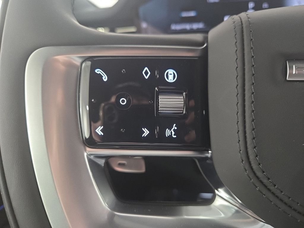 New 2026 Velocity Blue Land Rover SE image 19