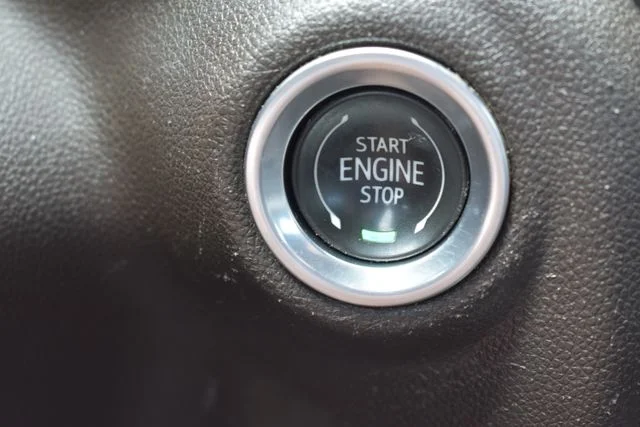 Used 2022 White Chevrolet LTZ image 28