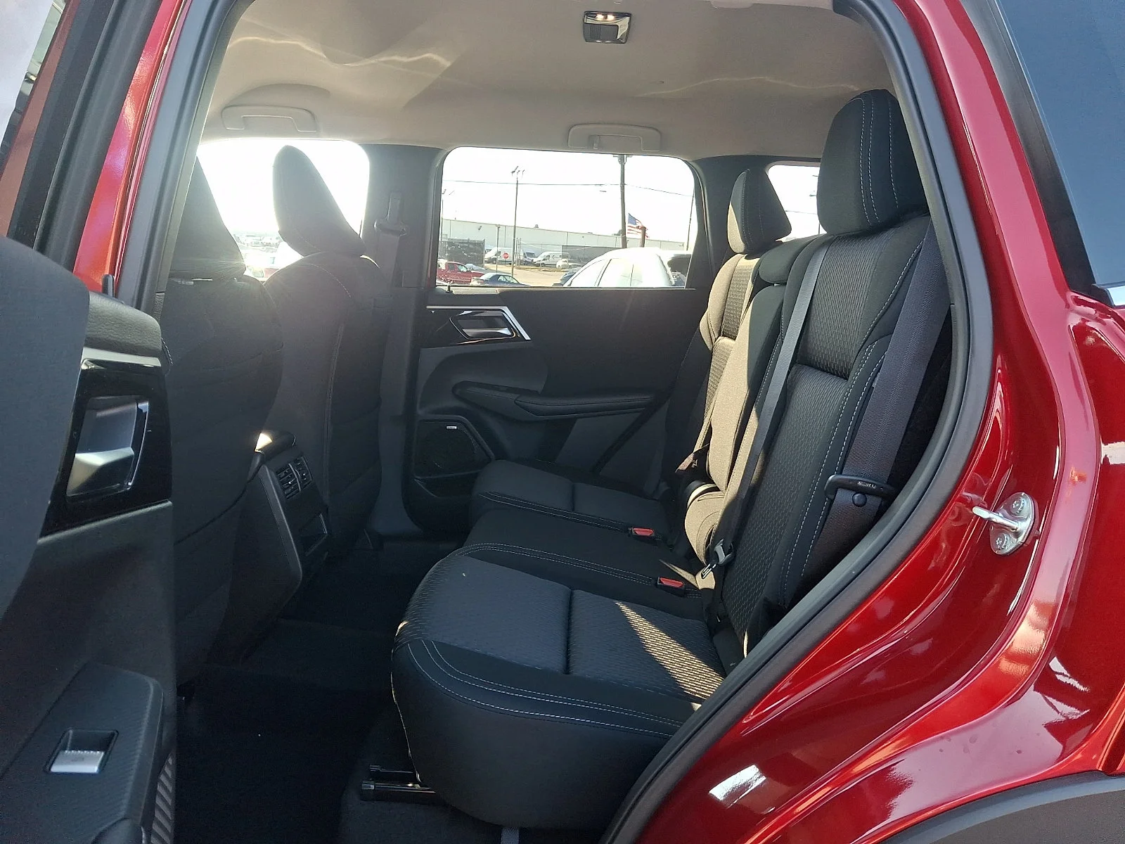 New 2026 Red Mitsubishi ES image 9