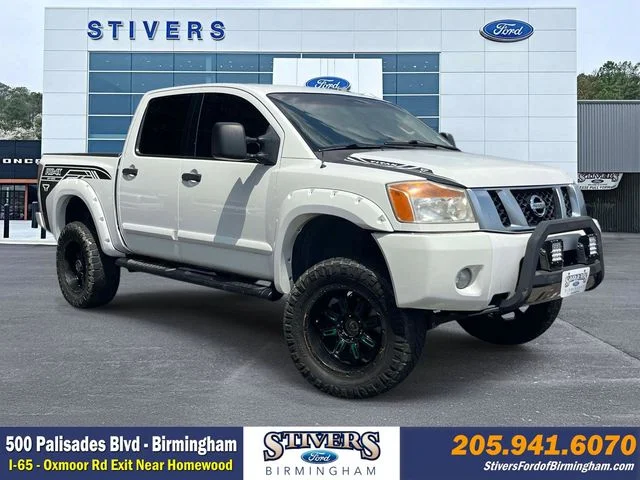 Used 2013  Nissan S image 1