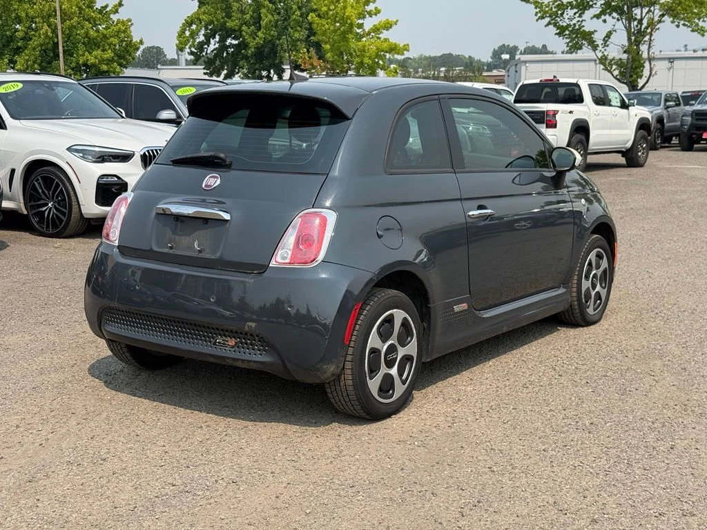 Used 2018 Gray FIAT Battery Electric image 4