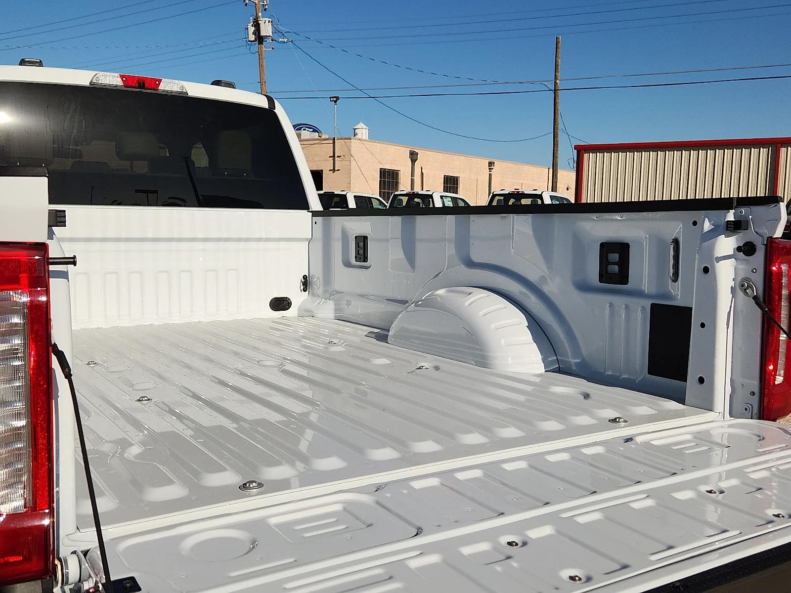 New 2026 Oxford White Ford Lariat image 12
