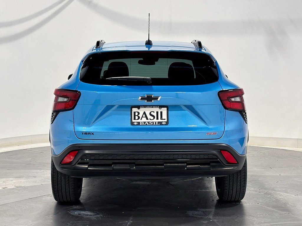 Used 2025 Blue Chevrolet 2RS image 12