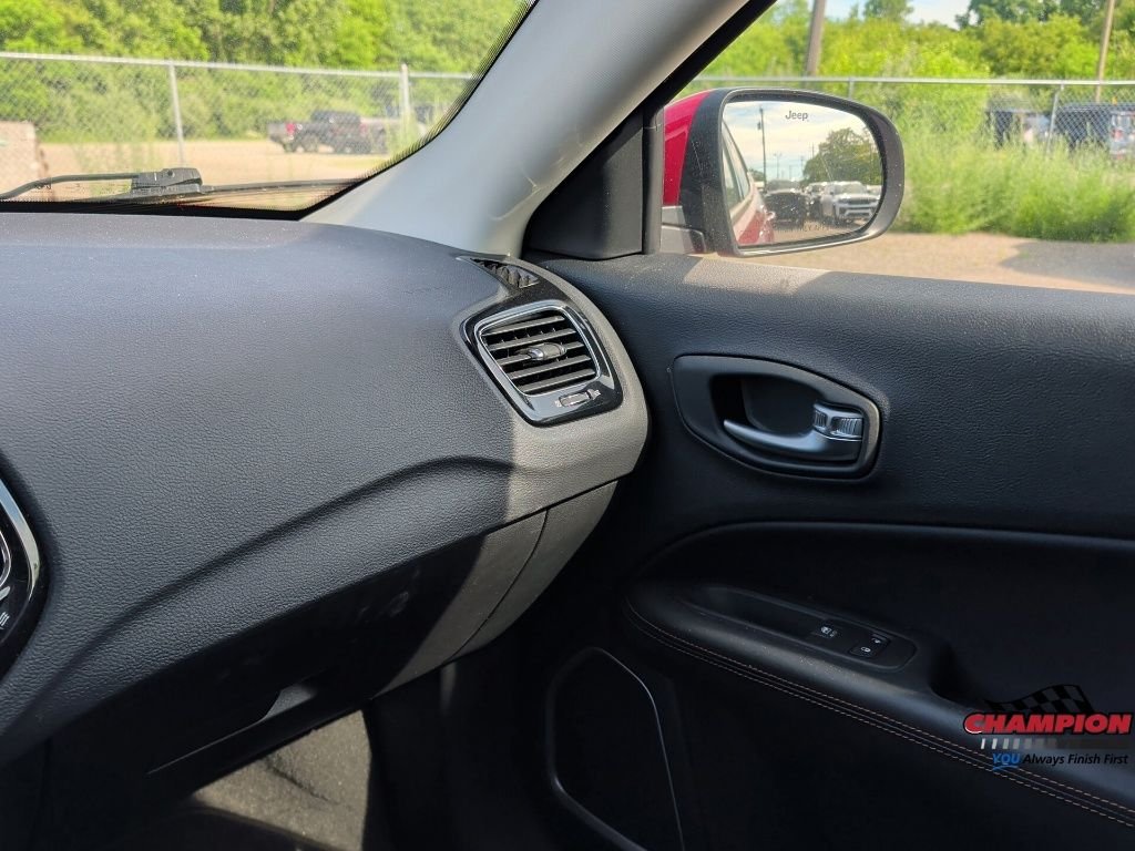 Used 2020 Red Jeep Limited image 16